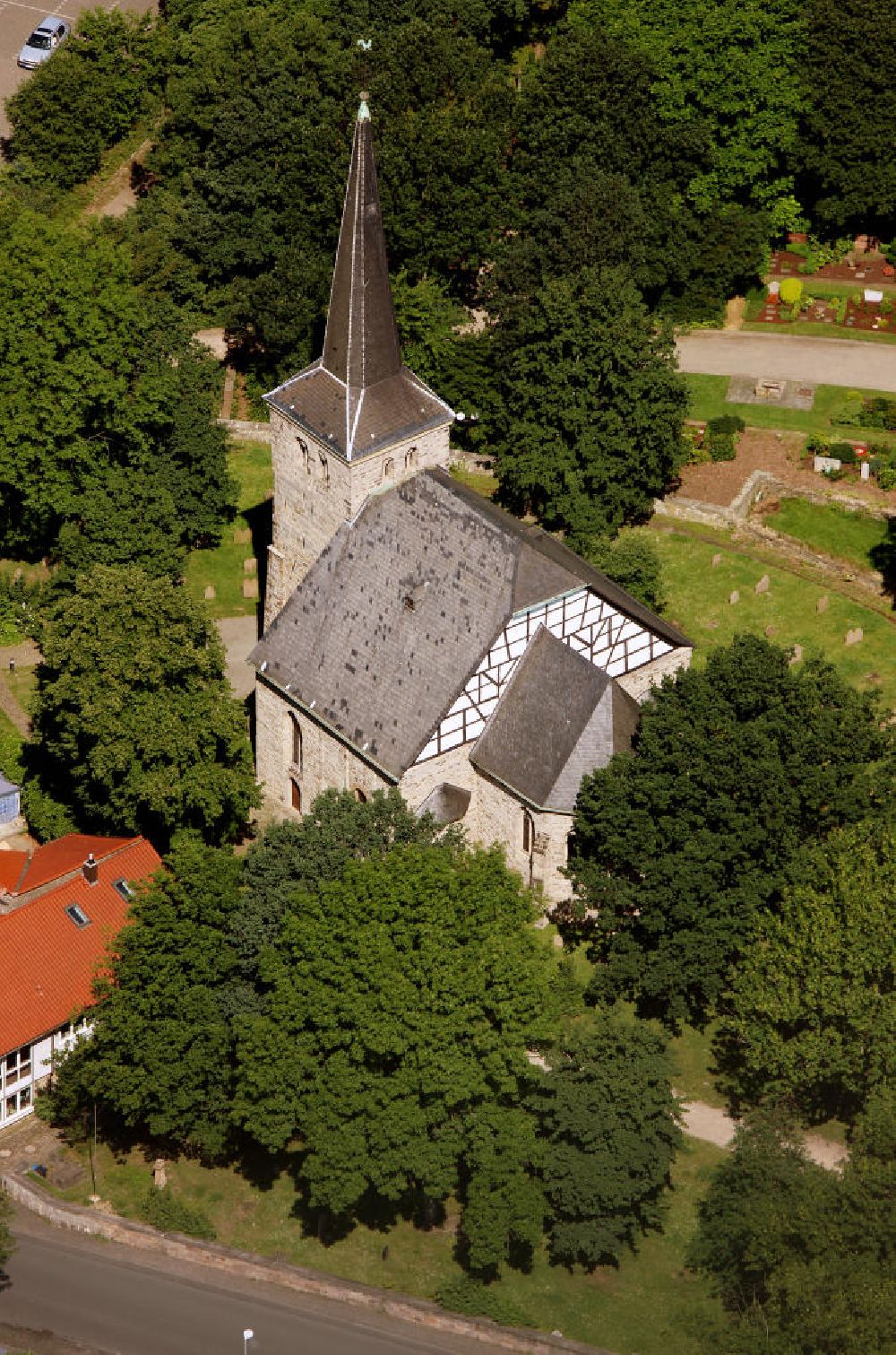 Bochum aus der Vogelperspektive: Dorfkirche Stiepel in Bochum