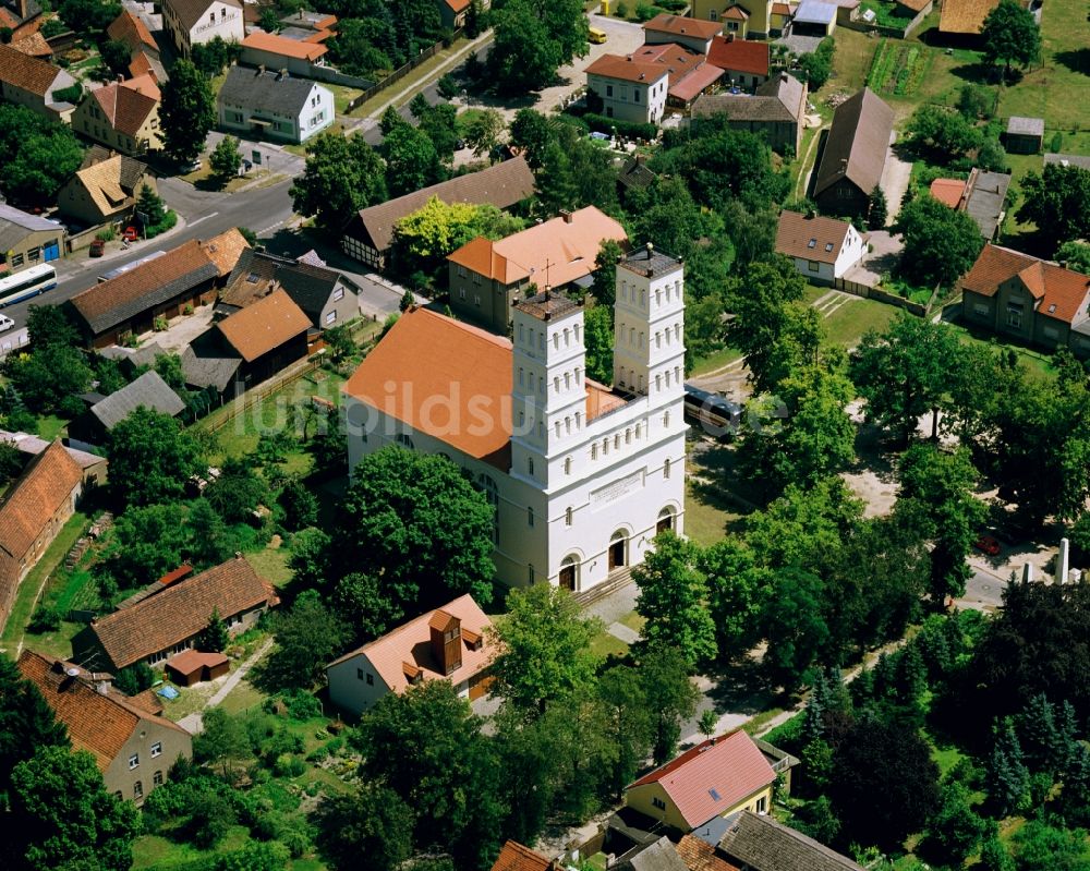 Luftbild Straupitz - Dorfkirche in Straupitz im Bundesland Brandenburg