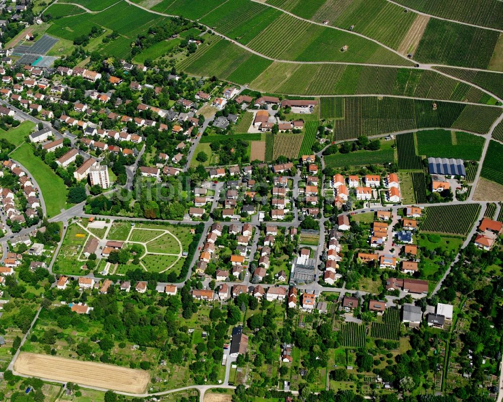 Heilbronn von oben - Dorfsiedlung am Weinbaugebiet in Heilbronn im Bundesland Baden-Württemberg, Deutschland
