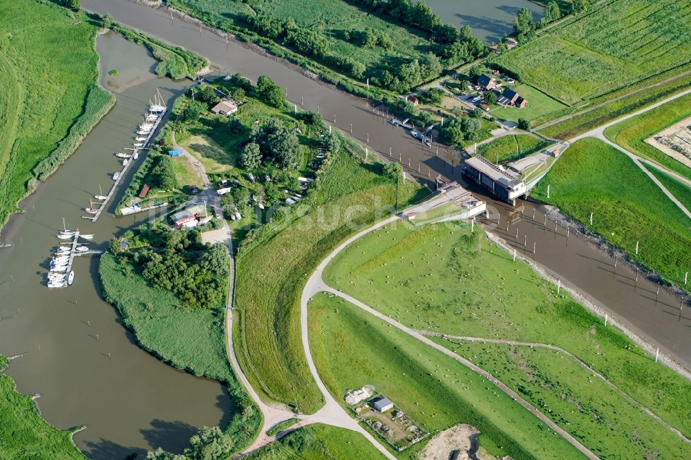 Luftaufnahme Haselau - Dreh Brücke über die Pinnau in Haselau im Bundesland Schleswig-Holstein, Deutschland