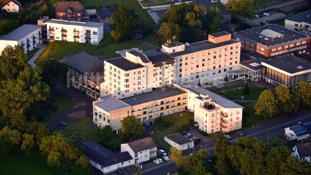 Luftaufnahme Asbach - DRK Kamillus Klinik in Asbach im Bundesland Rheinland-Pfalz, Deutschland