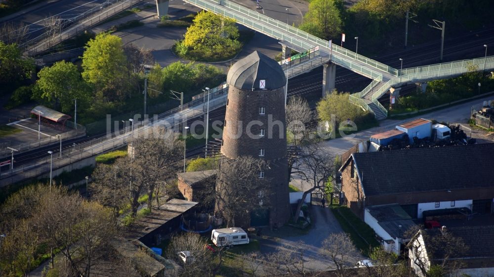Köln von oben - Ehemalige Windmühle in Godorf im Bundesland Nordrhein-Westfalen, Deutschland