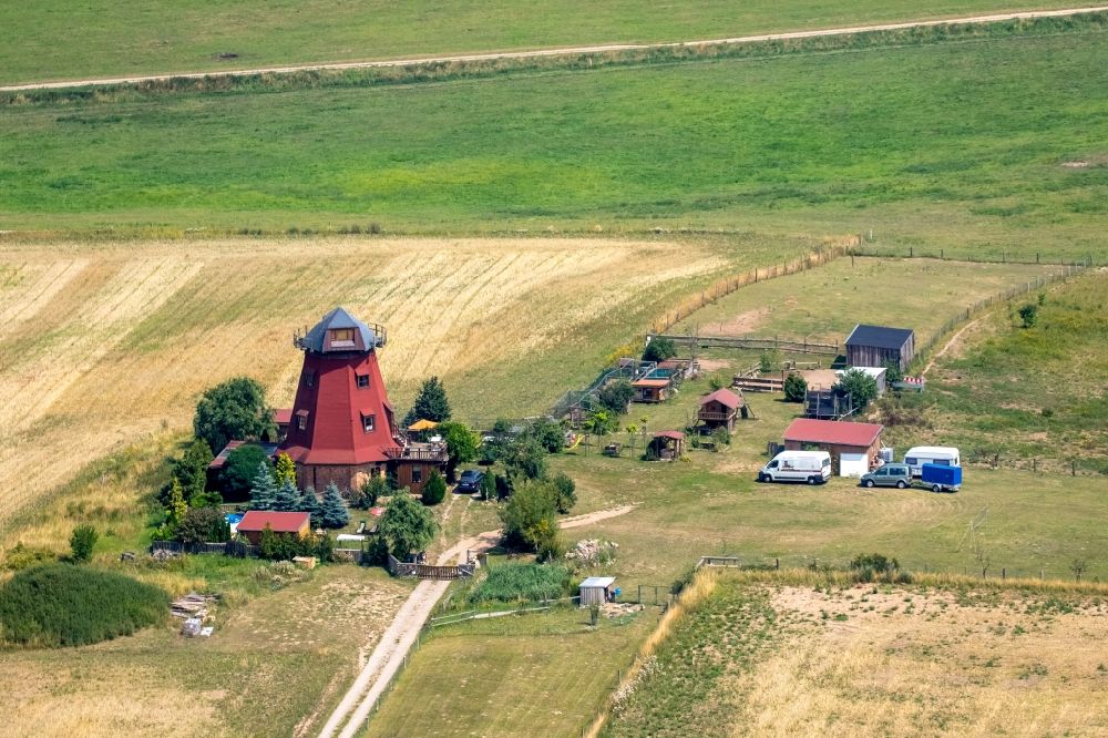 Luftaufnahme Neukalen - Ehemalige Windmühle in Neukalen im Bundesland Mecklenburg-Vorpommern