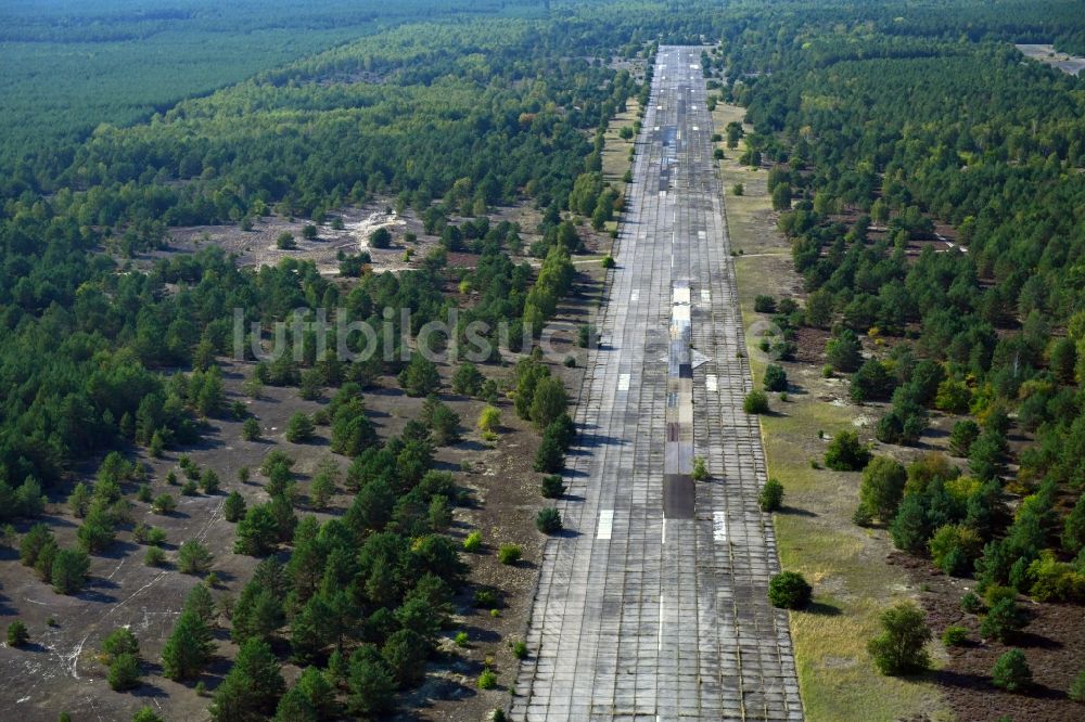 Luftaufnahme Nuthe-Urstromtal - Ehemaliger sowjetischer Flugplatz Sperenberg in Nuthe-Urstromtal im Bundesland Brandenburg, Deutschland