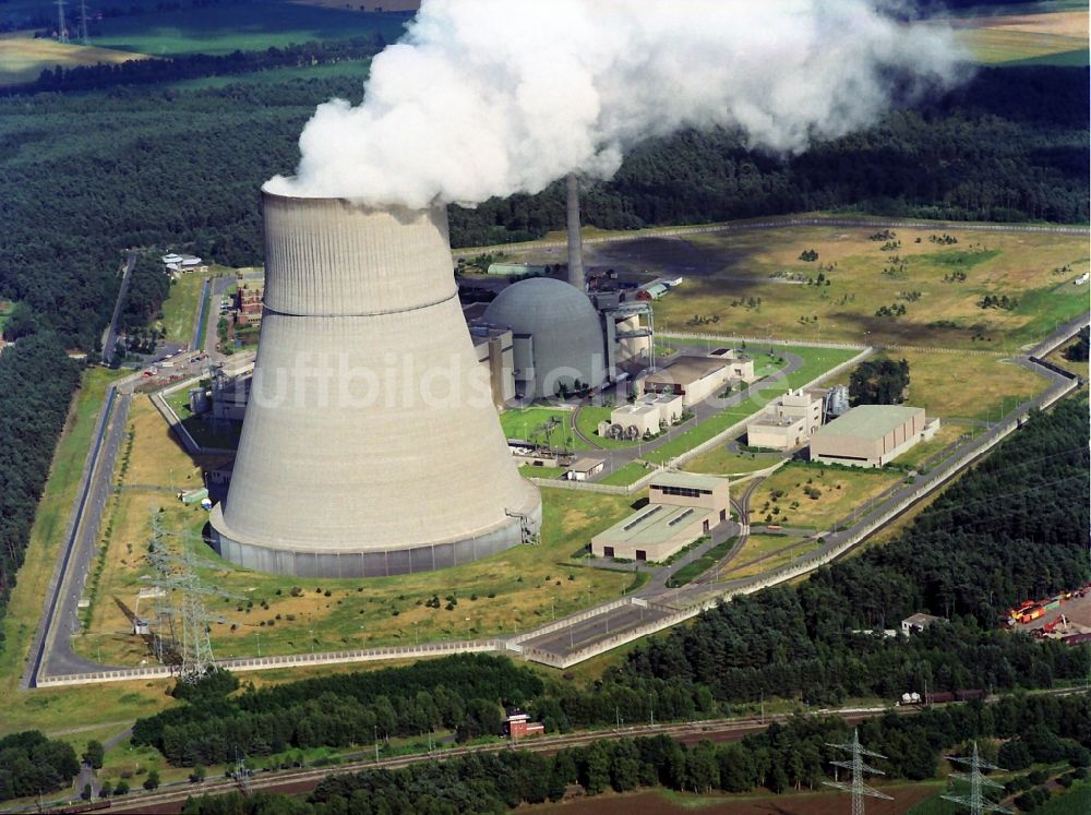 Luftaufnahme Lingen - ehemaliges Kernkaftwerk KKW und Erdgaskraftwerk Emsland in Lingen an der Ems in Niedersachsen