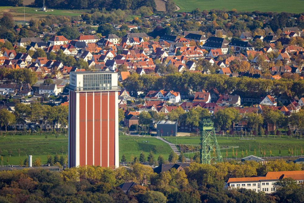 Luftaufnahme Kamp-Lintfort - Ehemaliges Steinkohlenbergwerk Zeche Friedrich Heinrich in Kamp-Lintfort im Bundesland Nordrhein-Westfalen, Deutschland