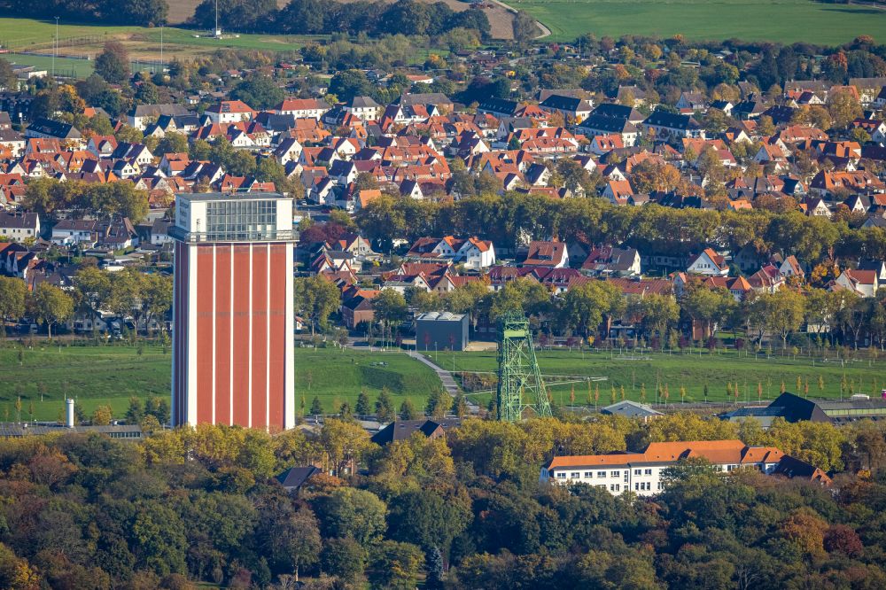 Kamp-Lintfort von oben - Ehemaliges Steinkohlenbergwerk Zeche Friedrich Heinrich in Kamp-Lintfort im Bundesland Nordrhein-Westfalen, Deutschland