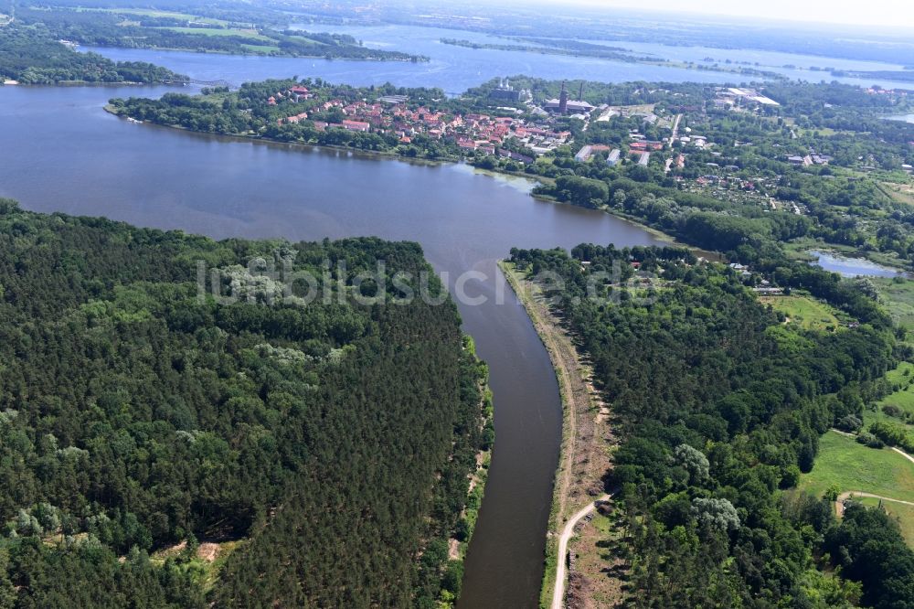 Bensdorf von oben - Eidechsenersatzquartier am Elbe-Havel-Kanal in Bensdorf im Bundesland Brandenburg