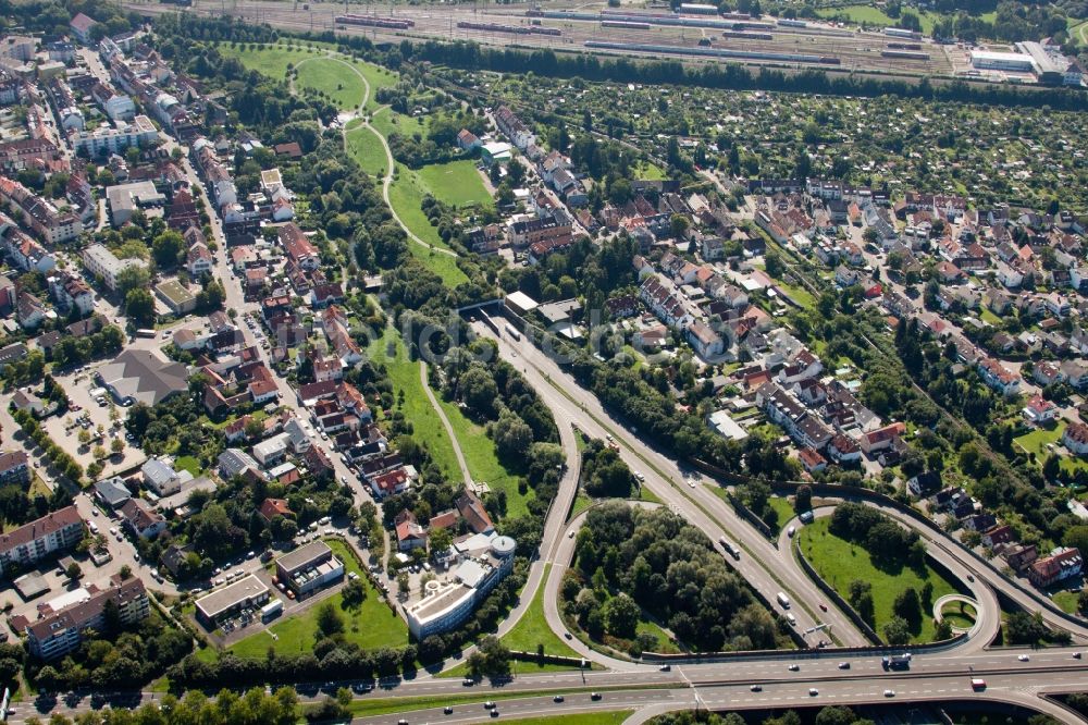 Luftbild Karlsruhe - Ein- und Ausfahrt des Edeltrud Tunnel der Südtangente im Ortsteil Beiertheim - Bulach in Karlsruhe im Bundesland Baden-Württemberg