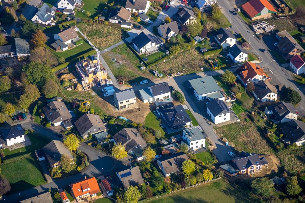 Luftbild Voßwinkel - Einfamilienhaus- Neubau im Wohngebiet der Einfamilienhaus- Siedlung in Voßwinkel im Bundesland Nordrhein-Westfalen, Deutschland