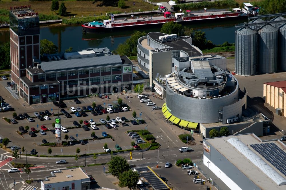 Luftaufnahme Heilbronn - Einkaufs- Zentrum AKT-Am Kaiser`s Turm in Heilbronn im Bundesland Baden-Württemberg, Deutschland