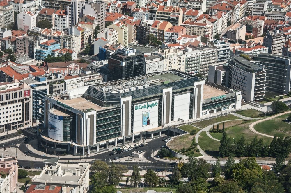 Luftbild Lissabon - Einkaufs- Zentrum El Corte Inglés in der Av. António Augusto de Aguiar in Lissabon, Portugal