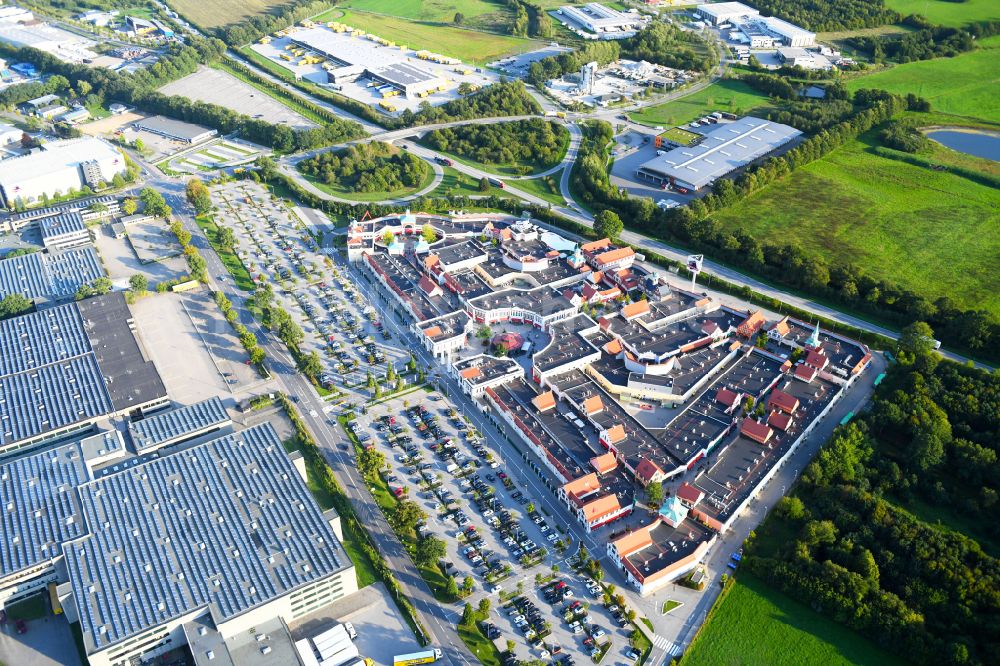 Luftaufnahme Neumünster - Einkaufs- Zentrum Designer Outlet Neumünster in Neumünster im Bundesland Schleswig-Holstein, Deutschland
