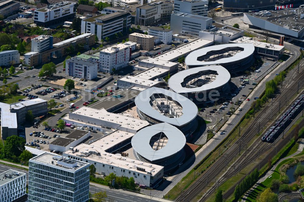 Wolfsburg von oben - Einkaufs- Zentrum Designer Outlets in Wolfsburg im Bundesland Niedersachsen, Deutschland