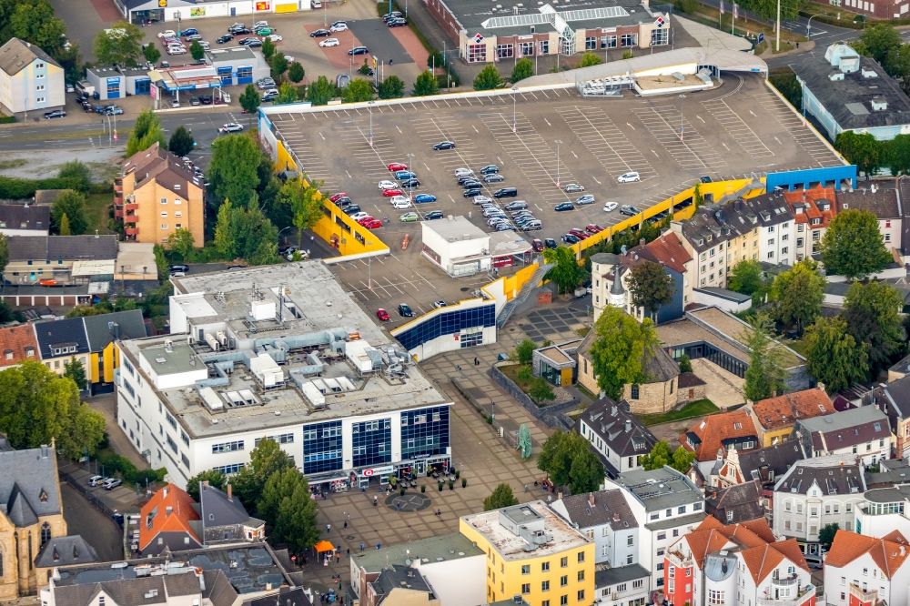 Luftaufnahme Bochum - Einkaufs- Zentrum Gertrudiscenter im Ortsteil Wattenscheid in Bochum im Bundesland Nordrhein-Westfalen, Deutschland