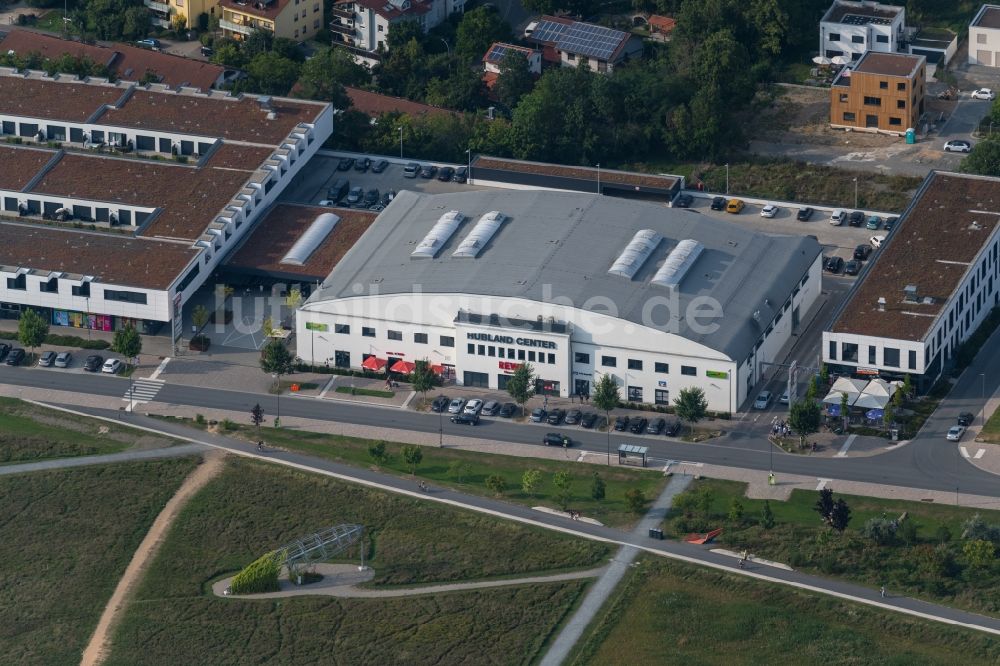 Würzburg von oben - Einkaufs- Zentrum Hubland-Center an der Rottendorfer Str. in Würzburg im Bundesland Bayern, Deutschland