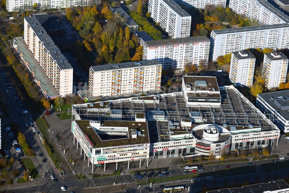 Luftbild Berlin - Einkaufs- Zentrum Linden-Center im Ortsteil Neu-Hohenschönhausen in Berlin, Deutschland