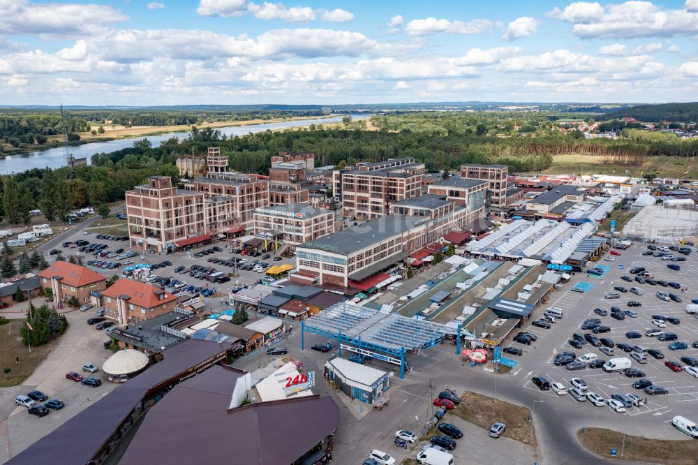 Niederwutzen aus der Vogelperspektive: Einkaufszentrum bei Osinow Dolny in Westpommern Polen