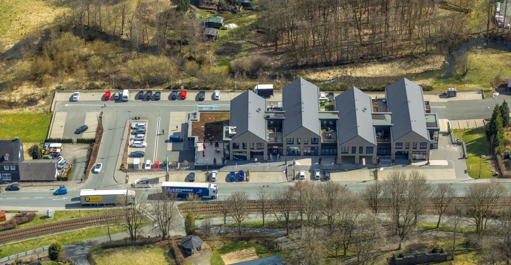 Luftbild Erndtebrück - Einkaufzentrum in Erndtebrück im Bundesland Nordrhein-Westfalen, Deutschland