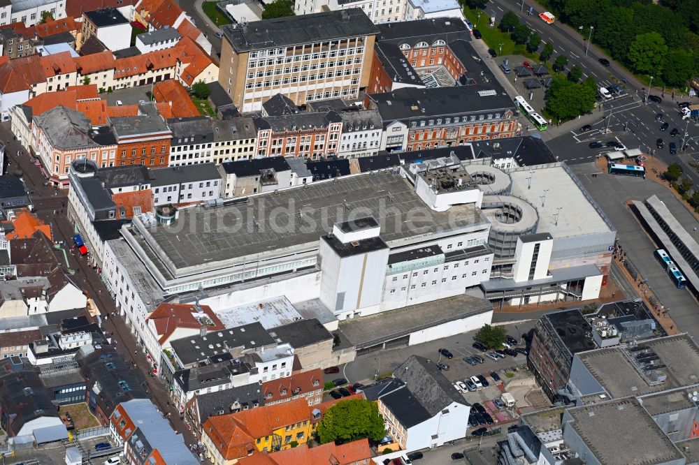 Luftaufnahme Flensburg - Einkaufzentrum Galerie am Holm in Flensburg im Bundesland Schleswig-Holstein, Deutschland