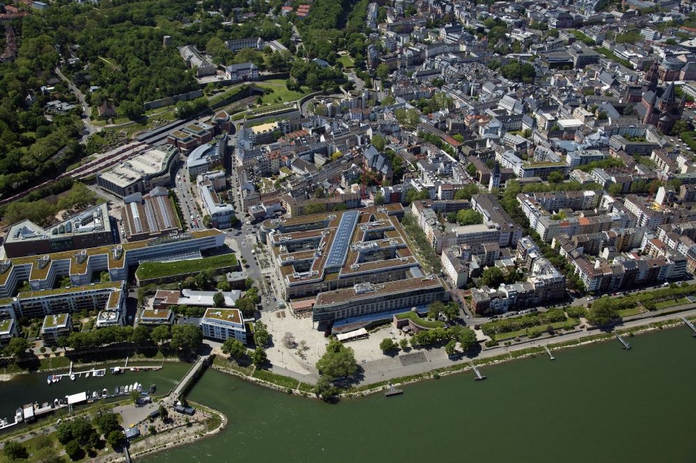 Luftbild Mainz - Einkaufzentrum Malakoff-Passage im Ortsteil Altstadt in Mainz im Bundesland Rheinland-Pfalz, Deutschland