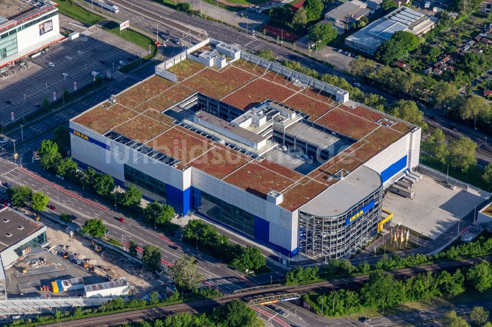 Luftbild Karlsruhe - Einrichtungshaus - Möbelmarkt der IKEA Deutschland GmbH & Co. KG in Karlsruhe im Bundesland Baden-Württemberg, Deutschland