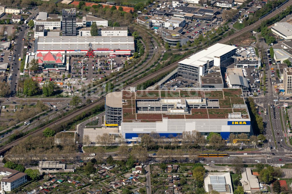 Luftaufnahme Karlsruhe - Einrichtungshaus - Möbelmarkt der IKEA Deutschland GmbH & Co. KG in Karlsruhe im Bundesland Baden-Württemberg, Deutschland