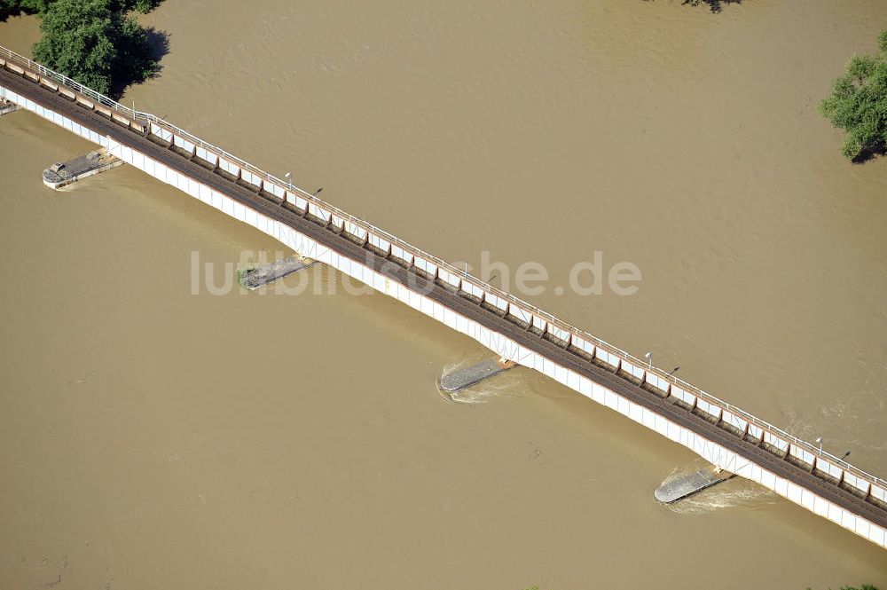 Guben aus der Vogelperspektive: Eisenbahnbrücke bei Neiße-Hochwasser
