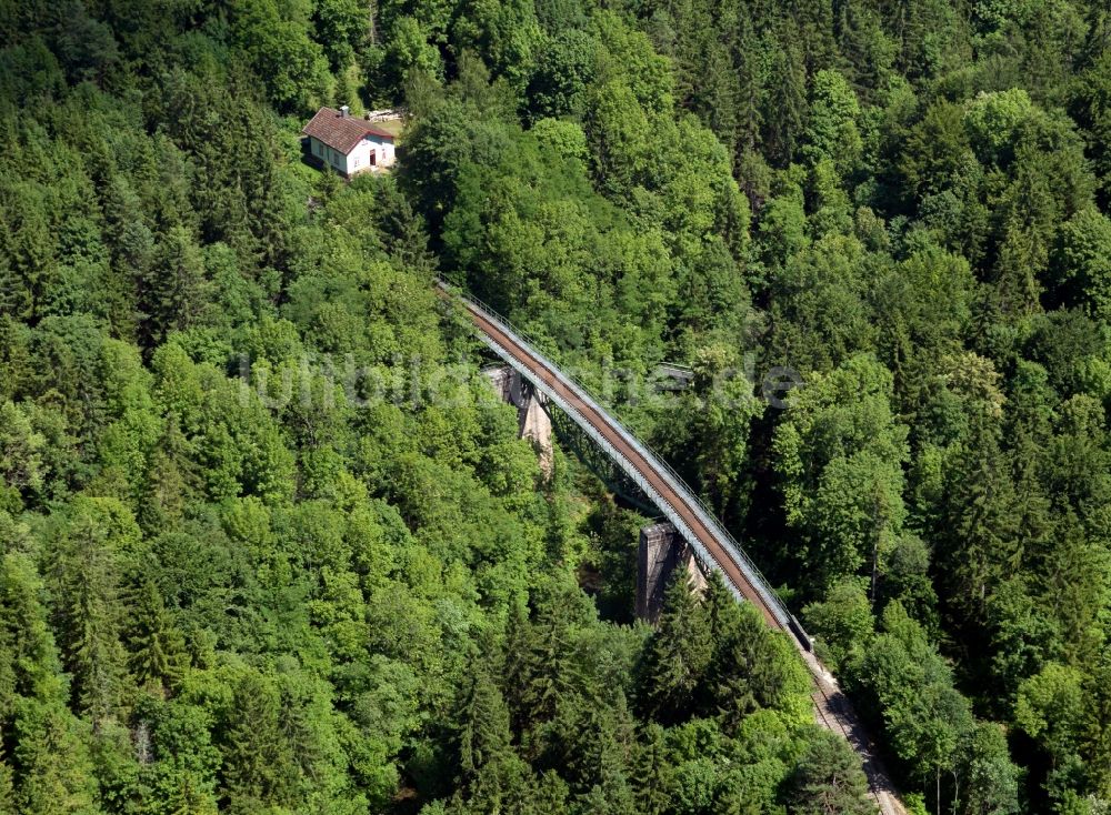 Stühlingen von oben - Eisenbahnviadukt bei Blumegg in Stühlingen im Bundesland Baden-Württemberg