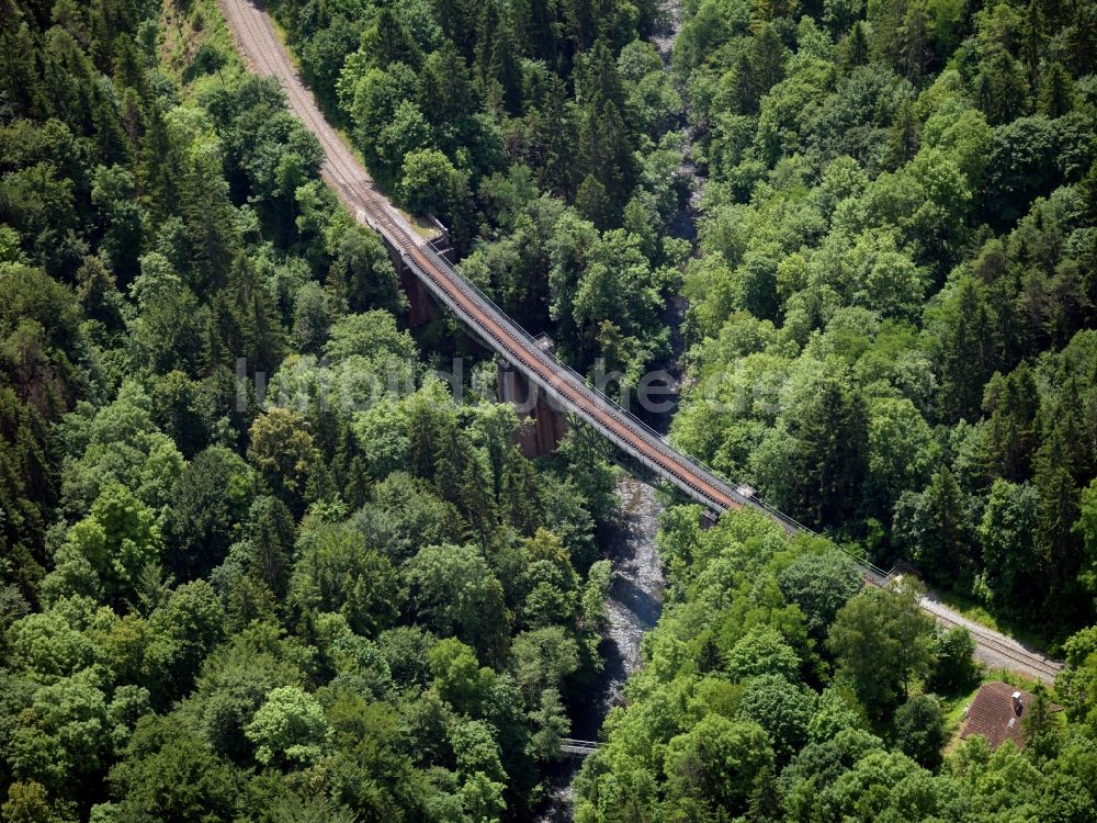 Stühlingen aus der Vogelperspektive: Eisenbahnviadukt bei Blumegg in Stühlingen im Bundesland Baden-Württemberg