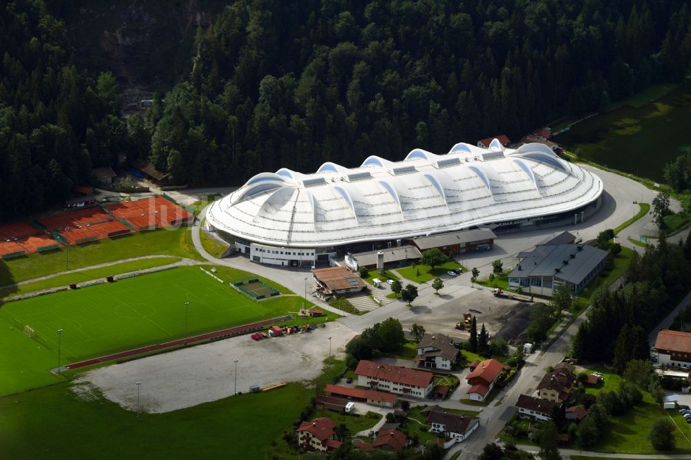 Luftbild Inzell - Eishalle Max Aicher Arena in Inzell im Bundesland Bayern, Deutschland