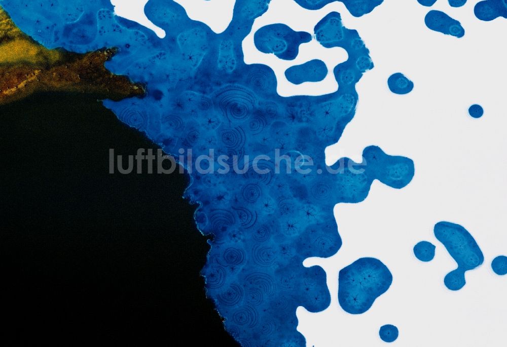 Nünchritz aus der Vogelperspektive: Eisstrukturen der Elbe bei Nünchritz im Bundesland Sachsen