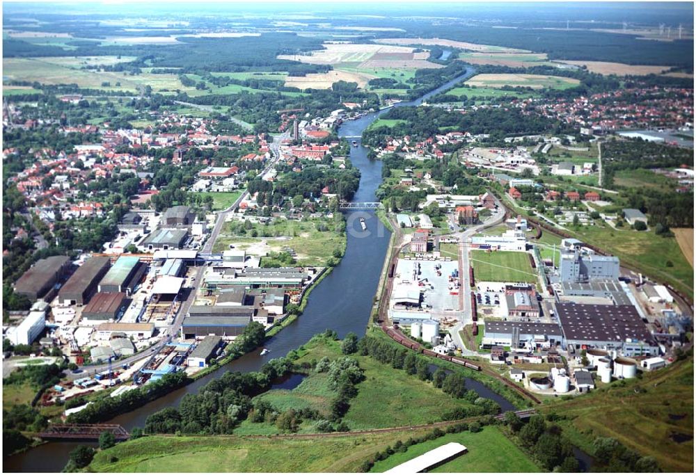 Luftbild Genthin - Elbe - Havelkanal östlich von Genthin
