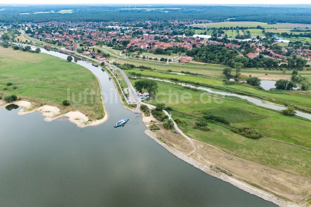 Luftaufnahme Bleckede - Elbfähre bei Bleckede im Bundesland Niedersachsen