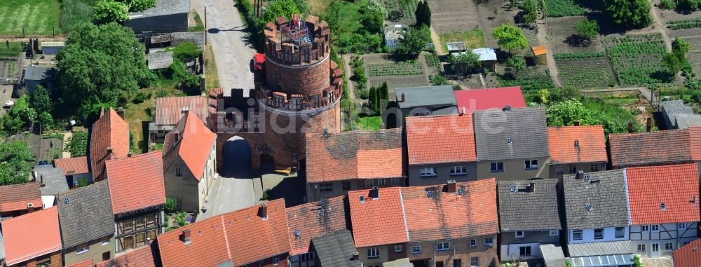 Luftaufnahme Hansestadt Werben (Elbe) - Elbtor und Turm im Nordosten der Hansestadt Werben (Elbe) im Bundesland Sachsen-Anhalt