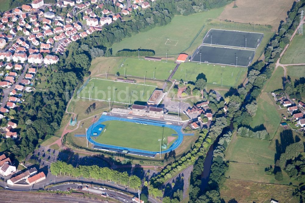 Luftbild Haguenau - Ensemble der Sportplatzanlagen des FC Haguenau Rugby in Haguenau in Grand Est, Frankreich