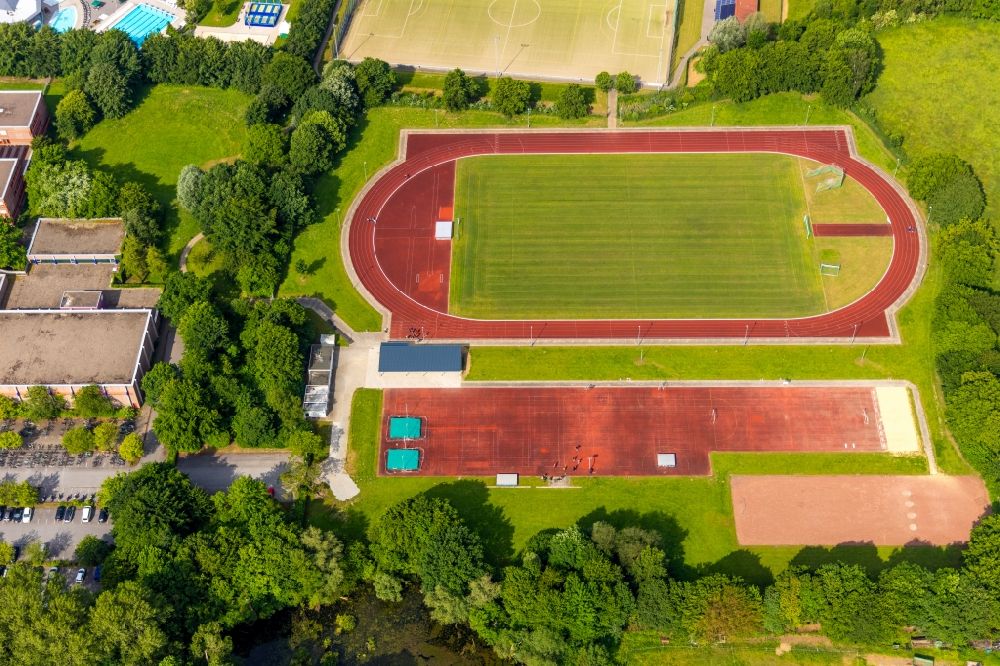 Luftaufnahme Soest - Ensemble der Sportplatzanlagen am Leichtathletikzentrum Soest in Soest im Bundesland Nordrhein-Westfalen, Deutschland