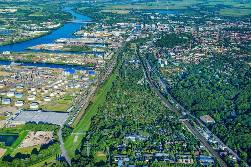 Luftaufnahme Hamburg - Entwicklungsbebietzum Innovationspark zwischen Hafen und Bahn in Hamburg-Harburg, Deutschland