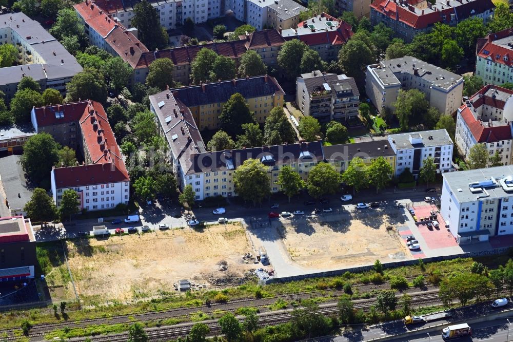 Luftbild Berlin - Entwicklungsgebiet und Bauland- Brache im Ortsteil Steglitz in Berlin, Deutschland
