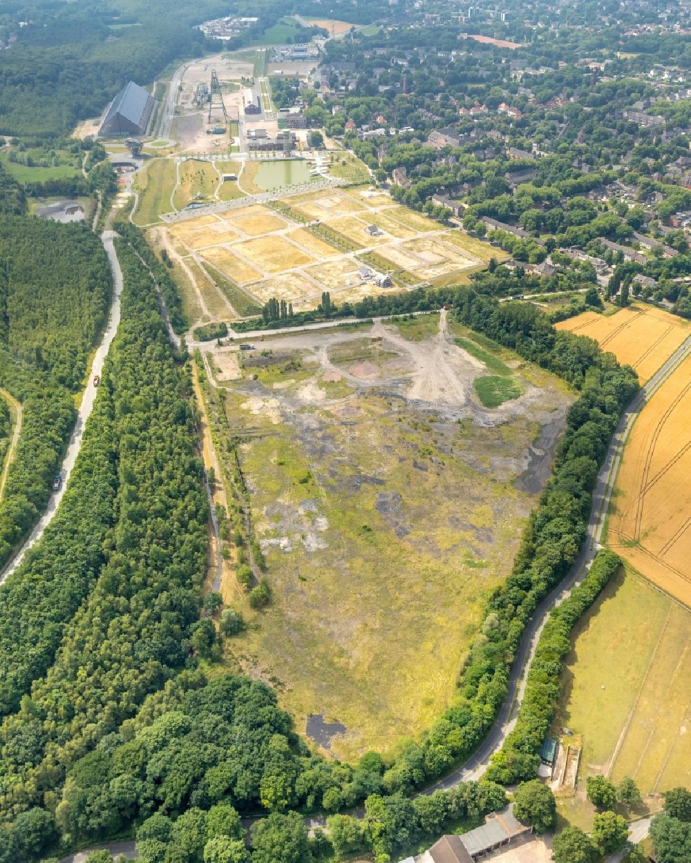 Luftbild Hünxe - Entwicklungsgebiet der Industriebrache bei der Zentralwerkstatt Zeche Lohberg in Hünxe im Bundesland Nordrhein-Westfalen - NRW, Deutschland