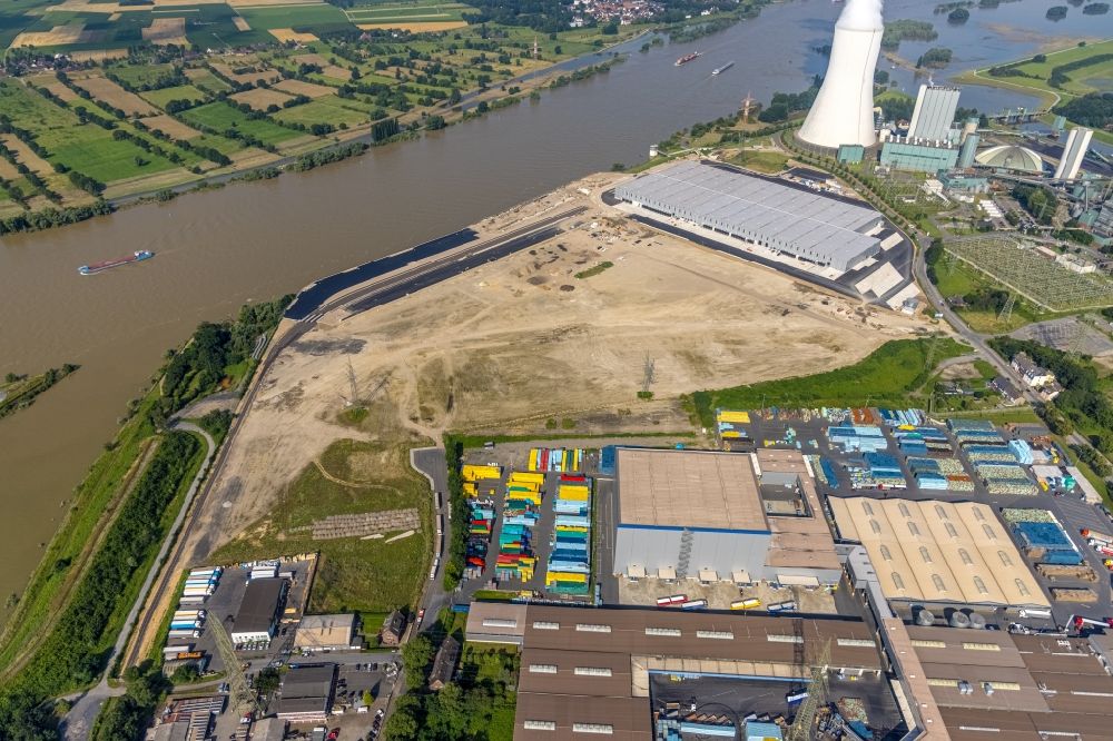Duisburg von oben - Entwicklungsgebiet der Industriebrache Logport VI in Duisburg im Bundesland Nordrhein-Westfalen, Deutschland