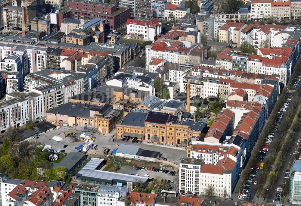 Luftbild Berlin - Entwicklungsgebiet der Industriebrache mit dem Neubau des Fab Lab Berlin an der Prenzlauer Allee in Berlin