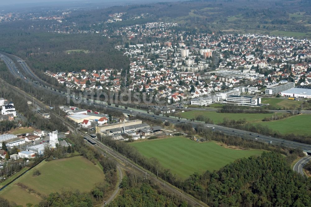Luftbild Darmstadt - Entwicklungsgebiet der Industriebrache Pfungstädter Straße an den Wiesen am Flußverlauf der Modau entlang der Autobahn BAB A5 und der Bundesstraße B462 in Darmstadt im Bundesland Hessen