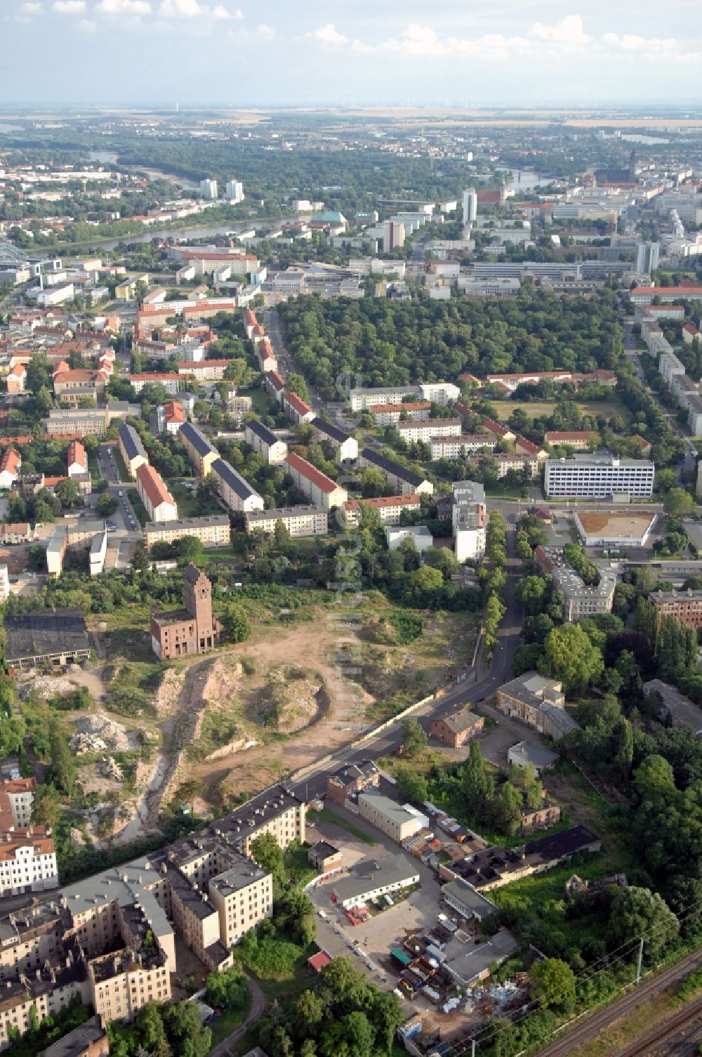Luftbild Magdeburg - Entwicklungsgebiet der Industriebrache am Sudturm in der Sieverstorstraße im Ortsteil Alte Neustadt in Magdeburg im Bundesland Sachsen-Anhalt, Deutschland