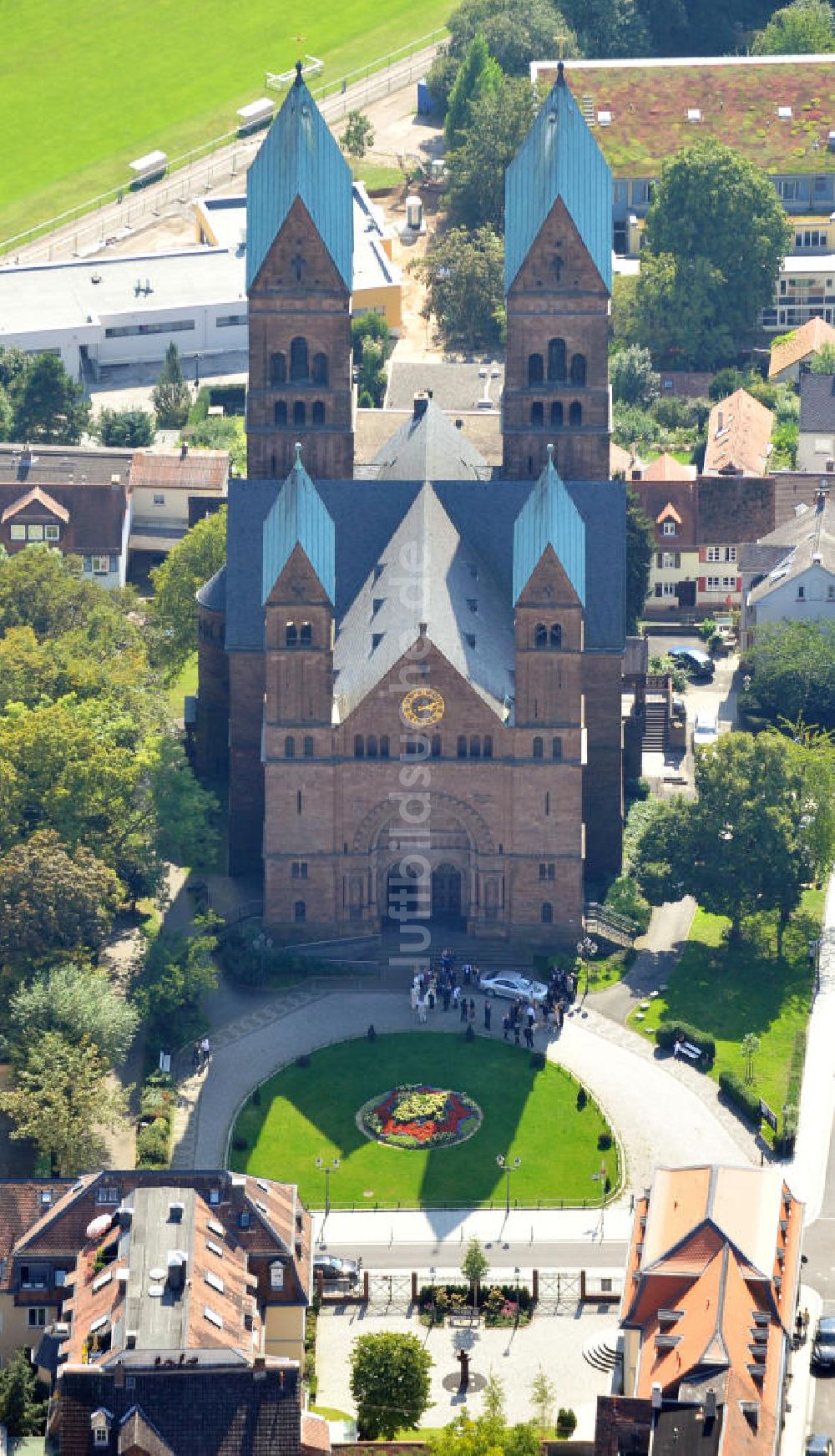 Luftbild Bad Homburg - Erlöserkirche in Bad Homburg in Hessen