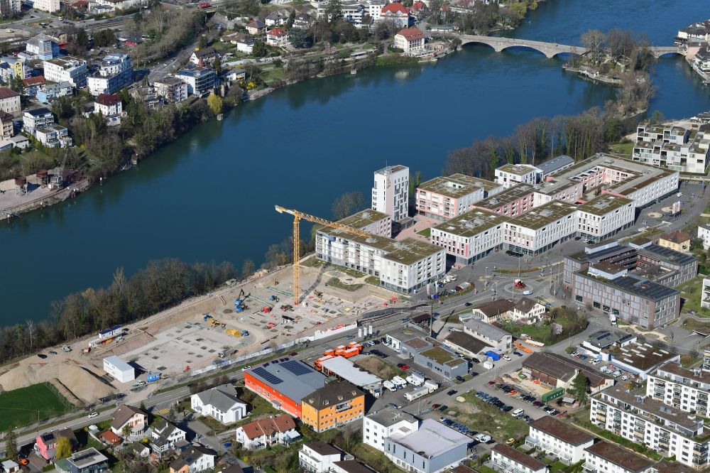 Luftaufnahme Rheinfelden - Erweiterung beim Wohn- und Geschäftshaus Viertel Salmenpark am Rhein in Rheinfelden im Kanton Aargau, Schweiz