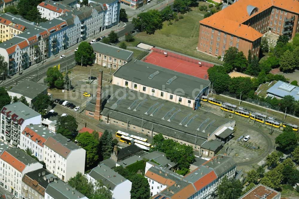Berlin von oben - Erweiterungs - Neubau - Baustelle auf dem Firmengelände der AirLiquide im Stadtteil Adlershof in Berlin, Deutschland