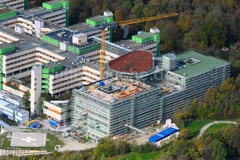 Luftbild München - Erweiterungs- Neubau auf dem Klinikgelände des Krankenhauses München Klinik Bogenhausen in München im Bundesland Bayern, Deutschland