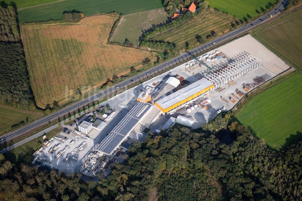 Luftbild Herzebrock-Clarholz - Erweiterungsbaustelle am Werksgelände Eudur-Bau GmbH & Co. KG in Herzebrock-Clarholz im Bundesland Nordrhein-Westfalen, Deutschland