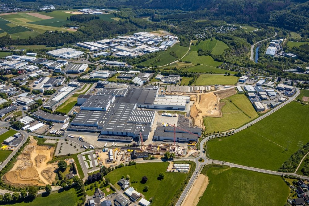 Luftbild Attendorn - Erweiterungsbaustelle am Werksgelände des Viega Werkes in Attendorn im Bundesland Nordrhein-Westfalen, Deutschland